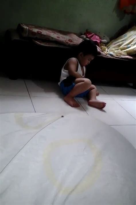 batang pakantot|Kinantot habang tulog .